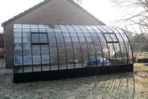 staal, stalen, siersmeedwerk, smeedijzer, smeedsierwerk, serre, smeedijzeren serre, gebogen serre, boogserre