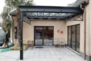 staal, stalen afdak, overkapping terras, afdak, terras, stalen, siersmeedwerk, smeedsierwerk, sierwerk
