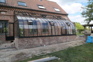 staal, stalen, siersmeedwerk, smeedijzer, smeedsierwerk, serre, smeedijzeren serre, gebogen serre, boogserre