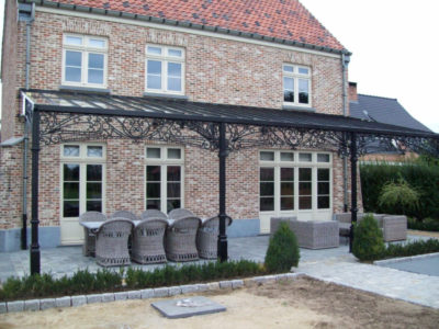 staal, stalen afdak, overkapping terras, afdak, terras, stalen, siersmeedwerk, smeedsierwerk, sierwerk