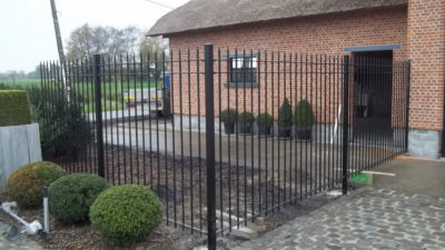 staal, stalen, siersmeedwerk, smeedijzer, smeedijzeren hekwerk, stalen hekwerk, stalen poort, smeedijzeren poort