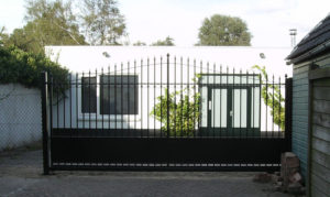 staal, stalen, siersmeedwerk, smeedijzer, smeedijzeren hekwerk, stalen hekwerk, stalen poort, smeedijzeren poort