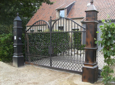 staal, stalen, siersmeedwerk, smeedijzer, smeedijzeren hekwerk, stalen hekwerk, stalen poort, smeedijzeren poort