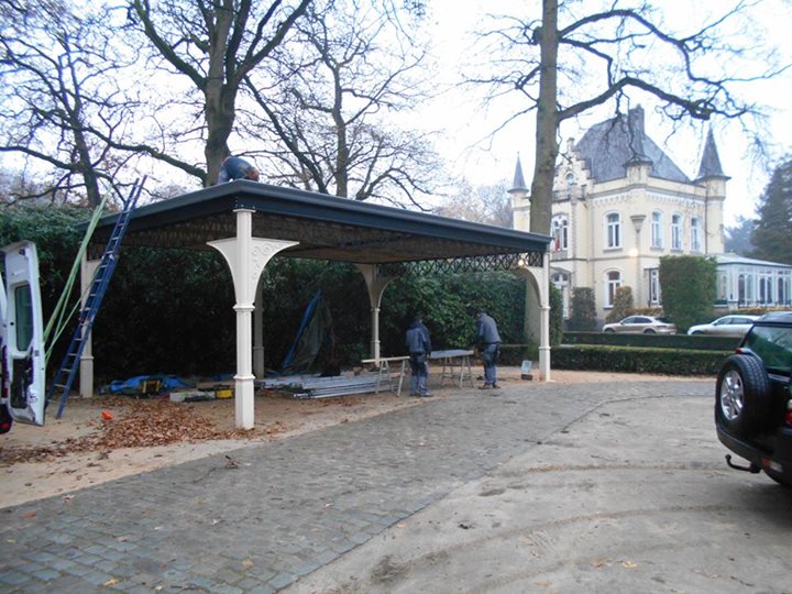 Stalen carport met dakdichting