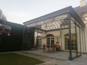 staal, stalen afdak, overkapping terras, afdak, terras, stalen, siersmeedwerk, smeedsierwerk, sierwerk